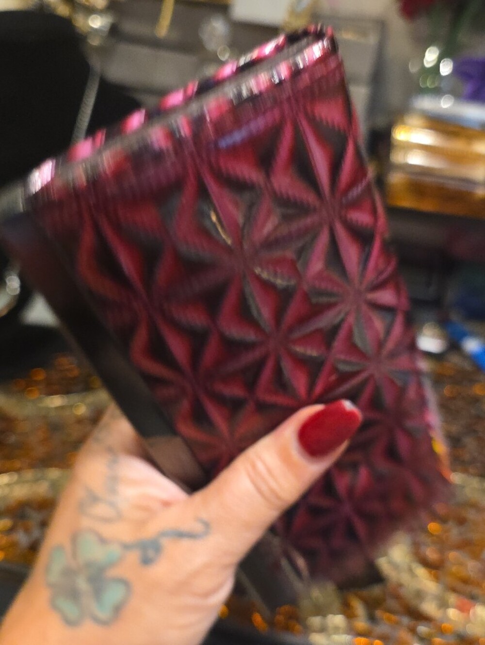 Jimmy Choo Metallic Burgundy Quilted Frame Clutch - Picture 4 of 11